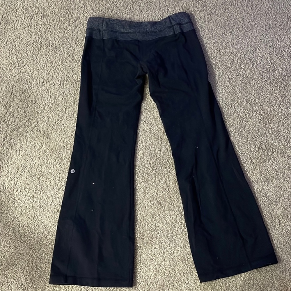 Reversible LuLulemon yoga pants
